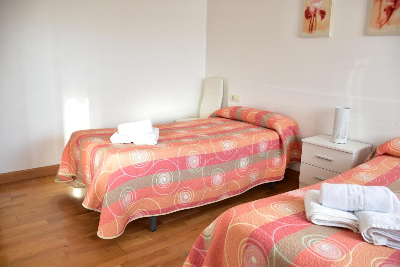 Casa Raichu Bed & Breakfast Obanos Exterior photo